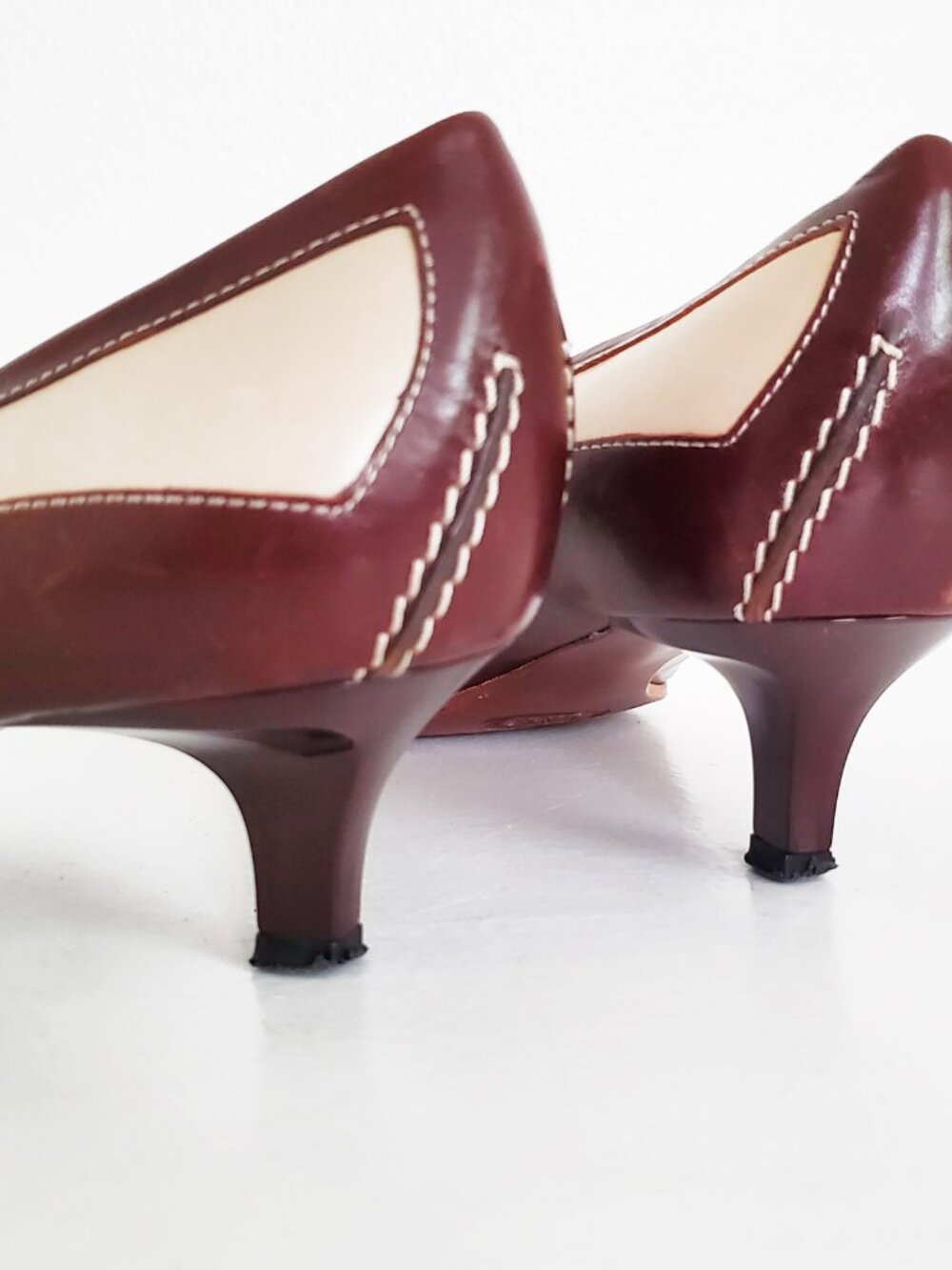 Tod's Penny Loafer Beige & Brown Leather Kitten Heel Pumps Sz 38.5 - Picture 3 of 13